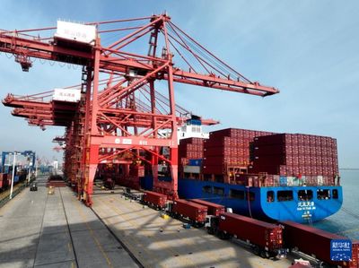 由負(fù)轉(zhuǎn)正!4月單月我國貨物貿(mào)易進(jìn)出口同比增長8%