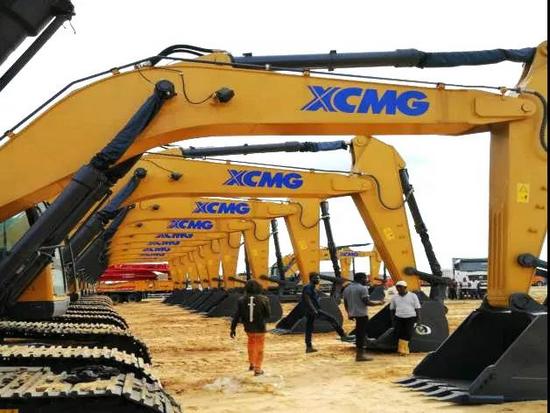 2021年1 6月我國工程機械進出口貿(mào)易額為171.18億美元,同比增長47.9 ,工業(yè)車輛和挖掘機出口量占比最大