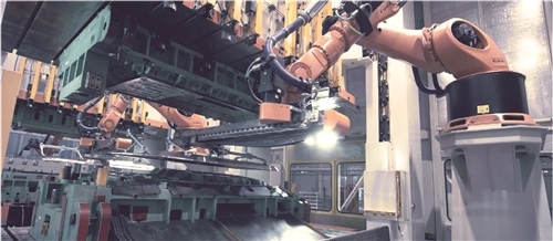 徐工集團(tuán) 匠心鑄就國(guó)之重器 機(jī)械進(jìn)出口領(lǐng)航世界